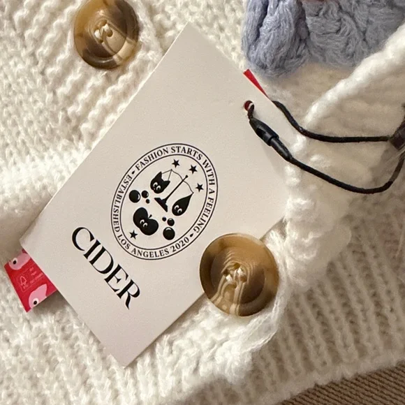 Cider Cream Cardigan with Floral Embroidery - Picture 3 of 4